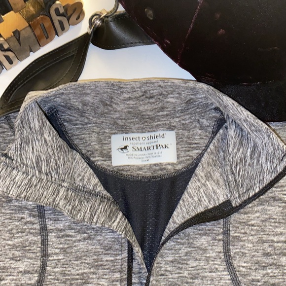 🆕🏇SMARTPAK Equestrian Insect Shield Repellant 1/4 Zip Long Sleeve Shirt - Picture 3 of 8